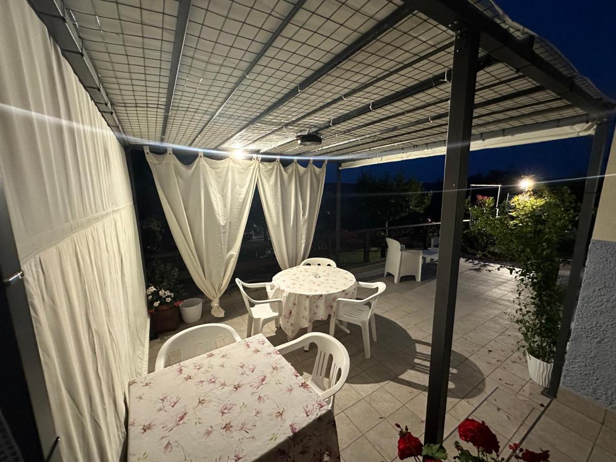 Il Gruccione Bed & Breakfast Sant'Omero Exterior photo