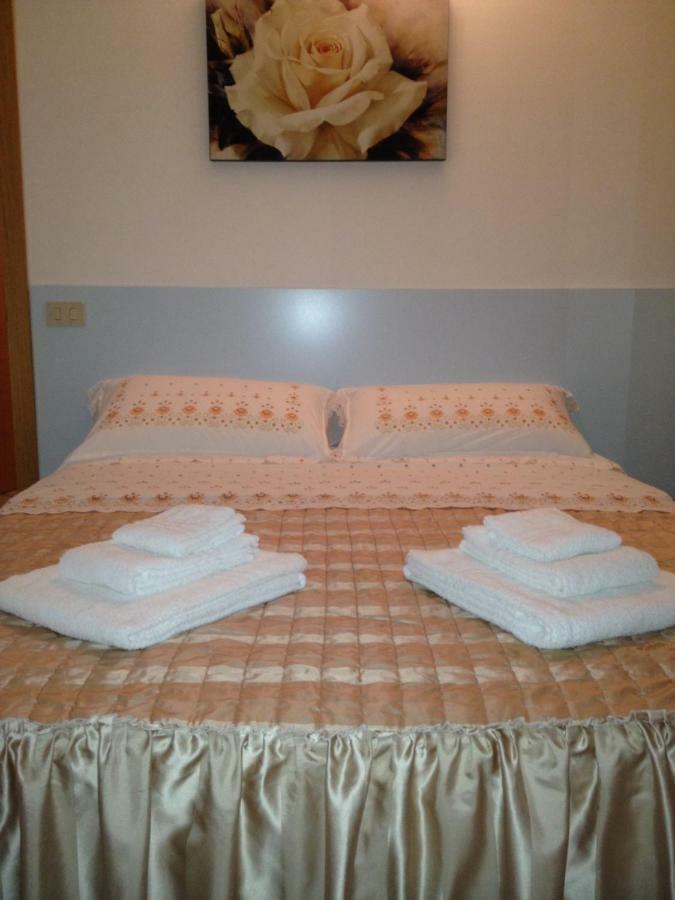 Il Gruccione Bed & Breakfast Sant'Omero Exterior photo